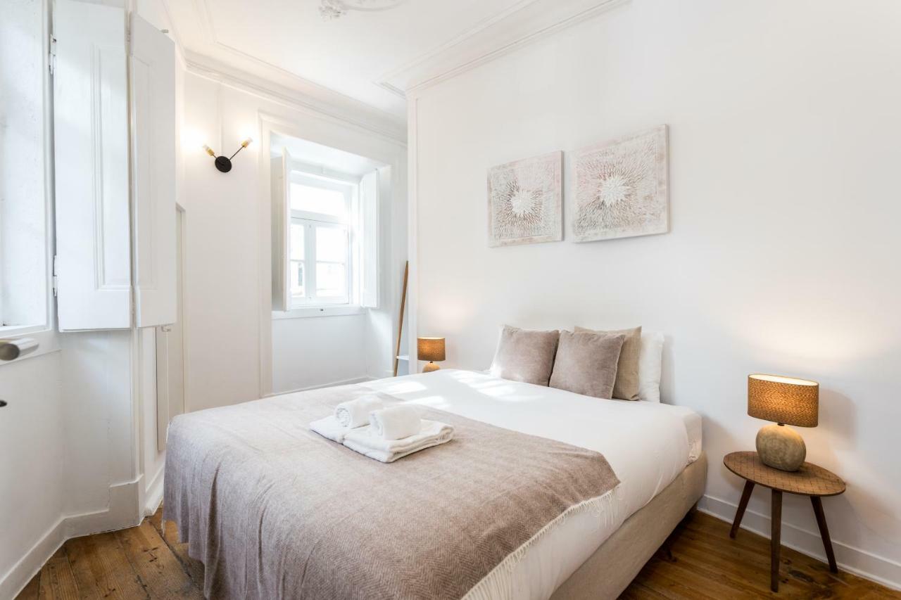Alfama Tale Four-Bedroom Apartment W/ River View - By Lu Holidays Lissabon Exterior foto